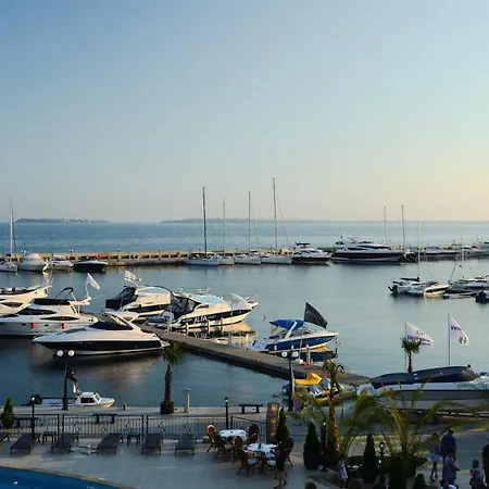 New Line Village Apartment Sunny Beach