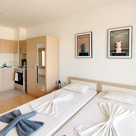 New Line Village Apartment