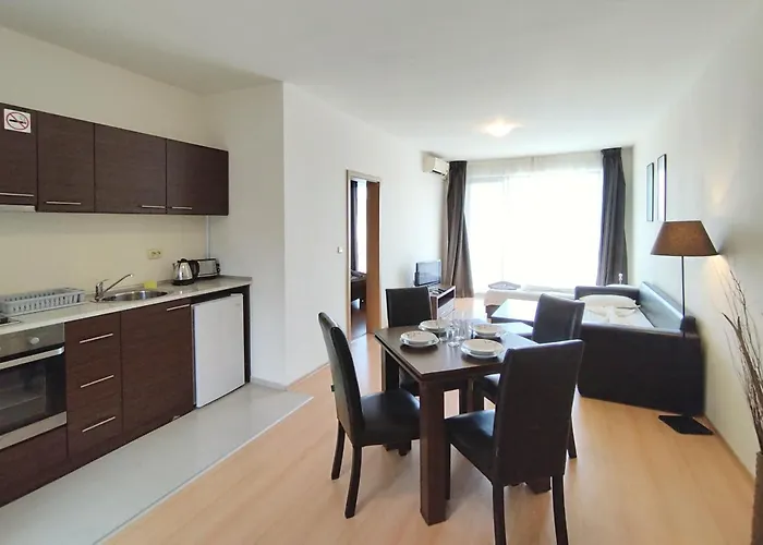 New Line Village Σάνι Μπιτς