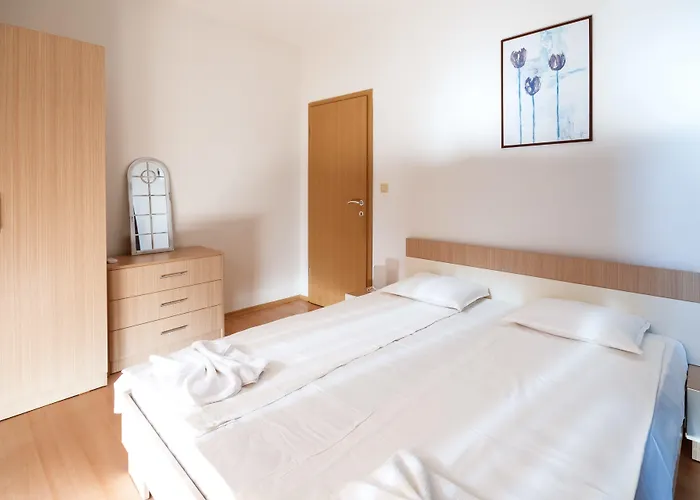 New Line Village Apartment Sunny Beach