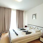Апартаменты New Line Village