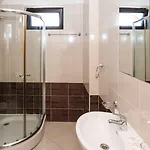 Апартаменты New Line Village *