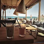 Апартаменты New Line Village *