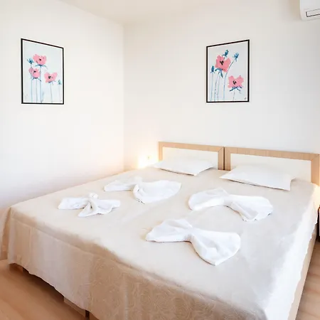 New Line Village * 써니비치