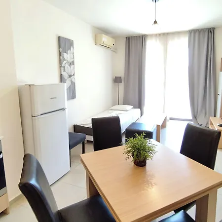 Apartament New Line Village