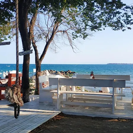 New Line Village Солнечный берег